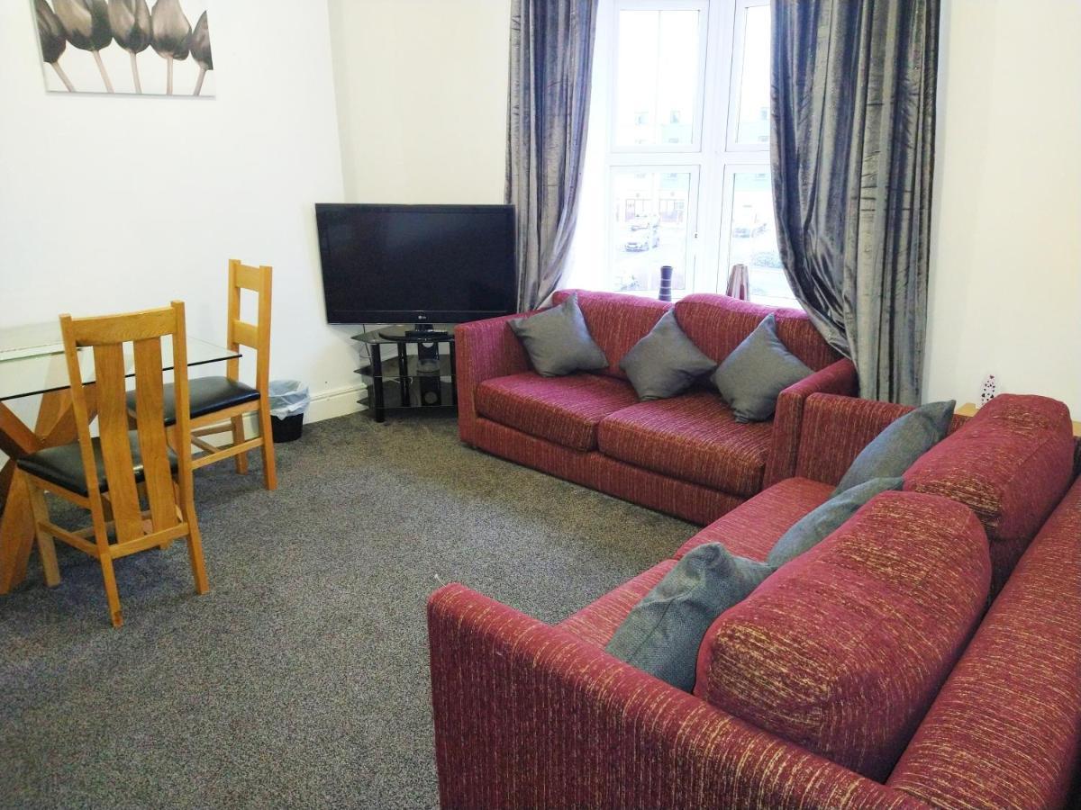 Derwent Street Apartment 2 - Self Contained - 2 Bed Self Catering Apartment Уоркингтън Екстериор снимка